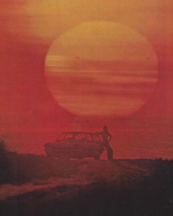 A cover of "Rojo" cluster. The owner is tayalexis. The cluster consists of 304 elements.