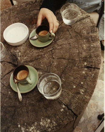 A cover of "🗿" cluster. The owner is maisondule. The cluster consists of 1 element.