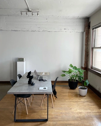 A cover of "interiorDesign" cluster. The owner is alexlessness. The cluster consists of 5 elements.