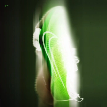 A cover of "Flaring Fast" cluster. The owner is fraaaasier. The cluster consists of 4 elements.