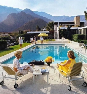 A cover of "photography" cluster. The owner is sarahelayna. The cluster consists of 1 element.