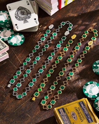 A cover of "Aesthetique" cluster. The owner is dblthicc. The cluster consists of 34 elements.