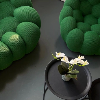 A cover of "spaces" cluster. The owner is tylerj. The cluster consists of 695 elements.