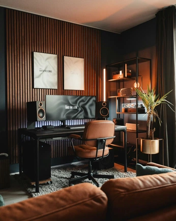 A cover of "STUDIO" cluster. The owner is adindarisya. The cluster consists of 10 elements.