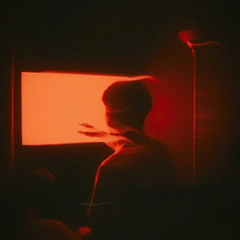 A cover of "e l e g a n t b l u r" cluster. The owner is beforemyeyes. The cluster consists of 56 elements.