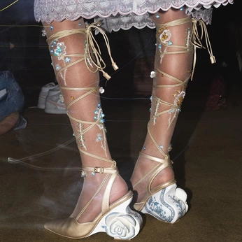 A cover of "fashion" cluster. The owner is brainz. The cluster consists of 104 elements.