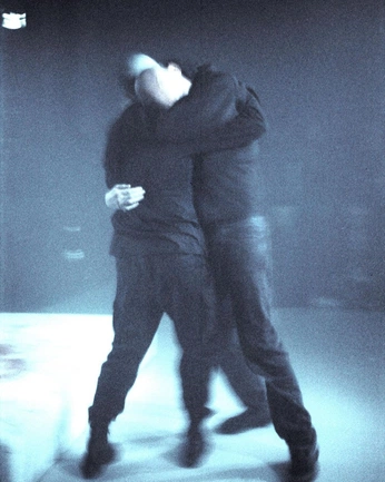 A cover of "traces of tears" cluster. The owner is tracesoftears00. The cluster consists of 28 elements.