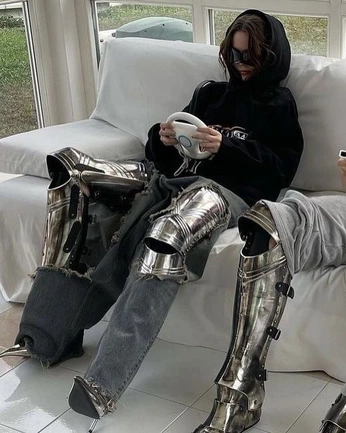 A cover of "Db Metal" cluster. The owner is vincentlaine. The cluster consists of 14 elements.