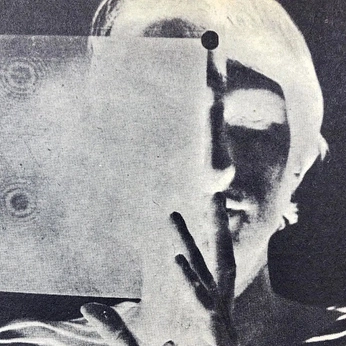 A cover of "Boudaries" cluster. The owner is deboraneves. The cluster consists of 28 elements.