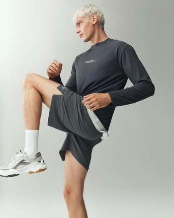 A cover of "FW25" cluster. The owner is bencheval. The cluster consists of 8 elements.