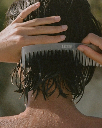 A cover of "Shark Haircare" cluster. The owner is boxiii. The cluster consists of 52 elements.