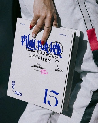 A cover of "graphic design" cluster. The owner is shanimoon. The cluster consists of 8 elements.