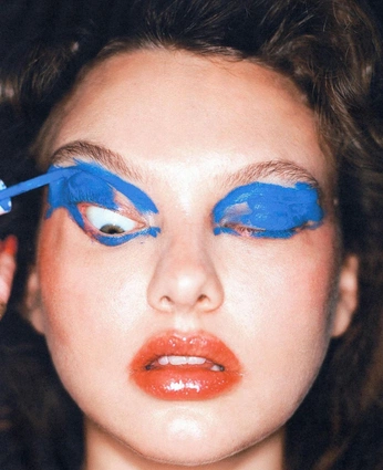 A cover of ":)" cluster. The owner is agerun. The cluster consists of 1 element.