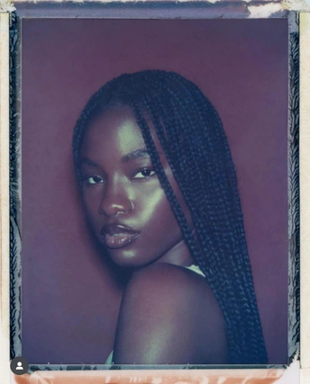 A cover of "potraits" cluster. The owner is idreamedisaw. The cluster consists of 2 elements.