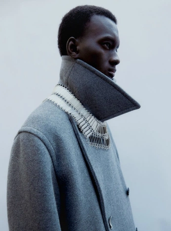 A cover of "FASHION DETAILS" cluster. The owner is ingridnyc. The cluster consists of 70 elements.