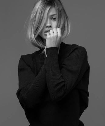 A cover of "Fashion" cluster. The owner is andredo. The cluster consists of 43 elements.