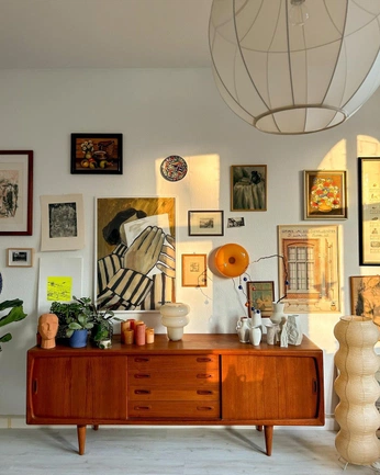 A cover of "interior looks" cluster. The owner is pwarmus. The cluster consists of 4 elements.