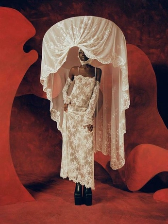 A cover of "Bravo!" cluster. The owner is georgiabrantt. The cluster consists of 1 element.