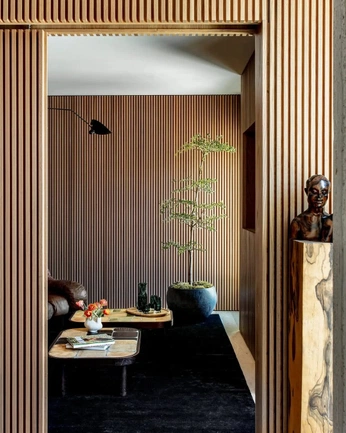 A cover of "Hidden Rooms" cluster. The owner is laurieewald. The cluster consists of 2 elements.