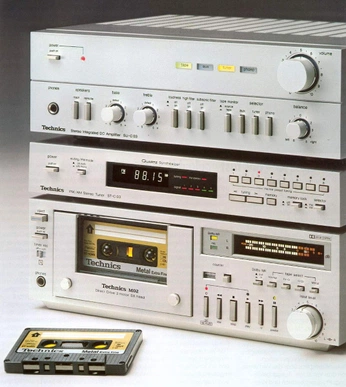 A cover of "Vintage Audio" cluster. The owner is gebedesigns. The cluster consists of 55 elements.