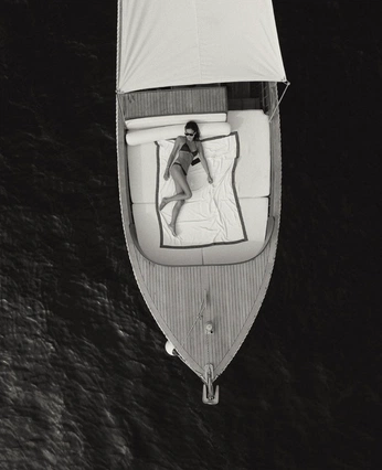 A cover of "a feeling" cluster. The owner is avo444. The cluster consists of 14 elements.