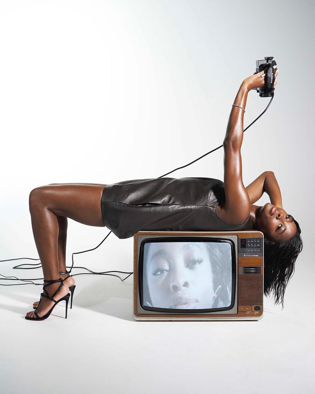 An Instagram carousel post added by magdasousamendes on Feb 02, 2024. The author is @thewallgroup.