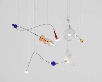 A cover of "lamp tulipes" cluster. The owner is thais.matty. The cluster consists of 18 elements.