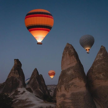 A cover of "Scape" cluster. The owner is malhar. The cluster consists of 40 elements.