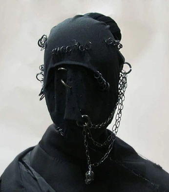 A cover of "PRESENCE" cluster. The owner is summernotwinter. The cluster consists of 7 elements.