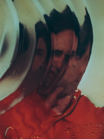 A cover of "film" cluster. The owner is isafernandez. The cluster consists of 2 elements.