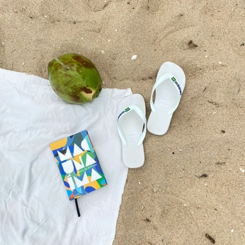 A cover of "12/2024 🇧🇷" cluster. The owner is anajuliavallente. The cluster consists of 30 elements.