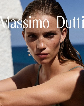 A cover of "By Cloe" cluster. The owner is bychech. The cluster consists of 25 elements.