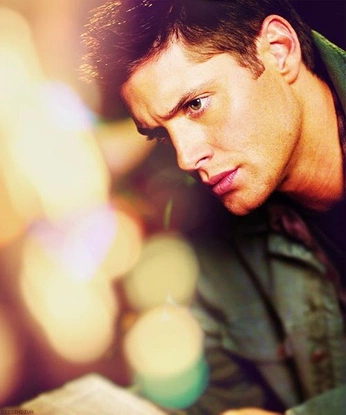 A cover of "Jensen Ackles" cluster. The owner is nicolestriatus. The cluster consists of 13 elements.