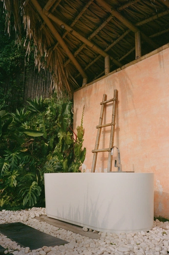 A cover of "35 mm" cluster. The owner is katieflanigan. The cluster consists of 15 elements.