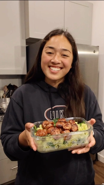 A cover of "food" cluster. The owner is mc4rdle. The cluster consists of 9 elements.