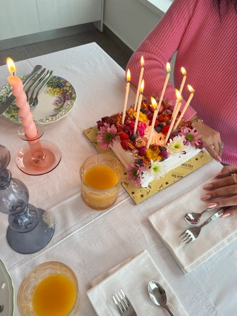 A cover of "story" cluster. The owner is larafranco. The cluster consists of 55 elements.