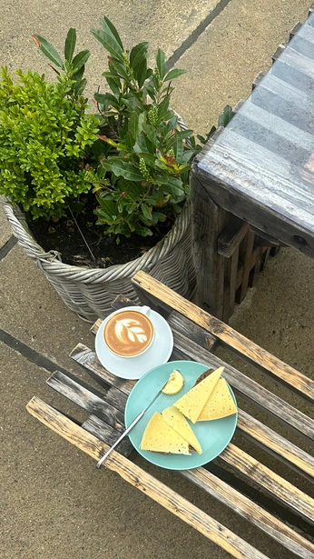 A cover of "C37" cluster. The owner is mateuszota. The cluster consists of 114 elements. 2 create it.