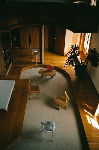 A cover of "Interior Design" cluster. The owner is trisyte. The cluster consists of 91 elements.