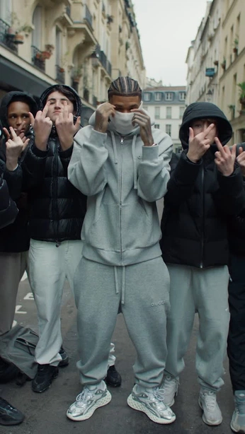 A cover of "food" cluster. The owner is ayienda. The cluster consists of 8 elements.