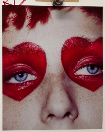 A cover of "RED FINAL" cluster. The owner is piarodri. The cluster consists of 2 elements.