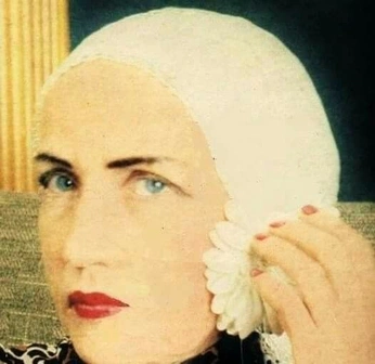 A cover of "Spring" cluster. The owner is bellsandthreads. The cluster consists of 2 elements.