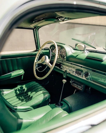 A cover of "nostalgia" cluster. The owner is marlenecreative. The cluster consists of 20 elements.