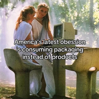 A cover of "Packaging Inspiration" cluster. The owner is houseofhaddon. The cluster consists of 4 elements.