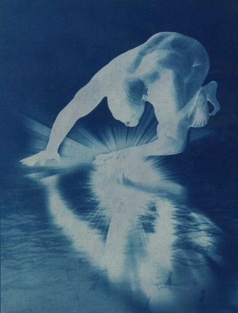 A cover of "ascend" cluster. The owner is norrisbert. The cluster consists of 9 elements.