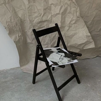 A cover of "Стулья" cluster. The owner is creatorele. The cluster consists of 6 elements.