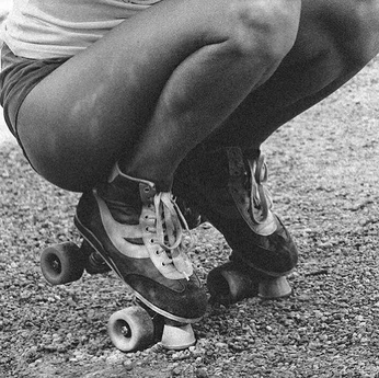 A cover of "Slow Burner" cluster. The owner is niyadre. The cluster consists of 10 elements.