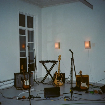 A cover of "nameless band" cluster. The owner is witchesrave. The cluster consists of 4 elements.