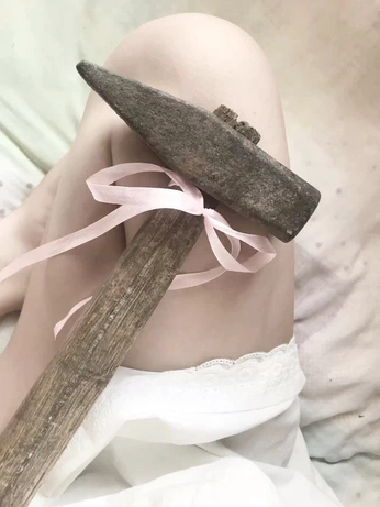 A cover of "Creepy cute🎀🌟" cluster. The owner is xxl3vi0xxz. The cluster consists of 83 elements.