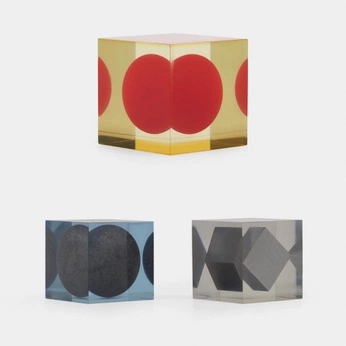 A cover of "dpure" cluster. The owner is kkng0817. The cluster consists of 6 elements.