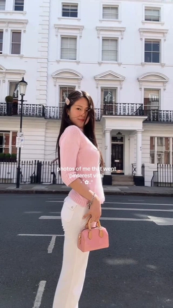 A cover of "Girlie Elena🩰🎀" cluster. The owner is someone00. The cluster consists of 25 elements.